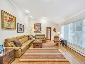 40 Somerset Place, Syosset NY 11791
