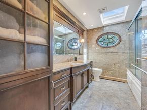 40 Somerset Place, Syosset NY 11791