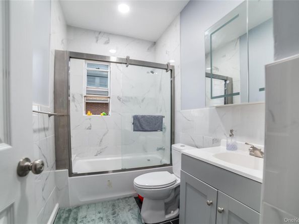 7 Willis Avenue, Floral Park NY 11001