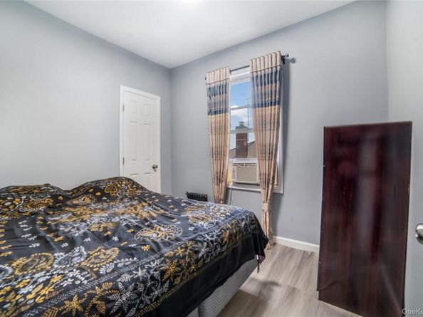 7 Willis Avenue, Floral Park NY 11001