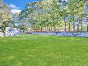 31 Fawn Lane W, South Setauket NY 11720