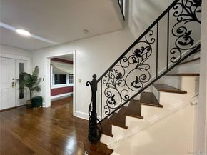 4734 Glenwood Street, Little Neck NY 11362