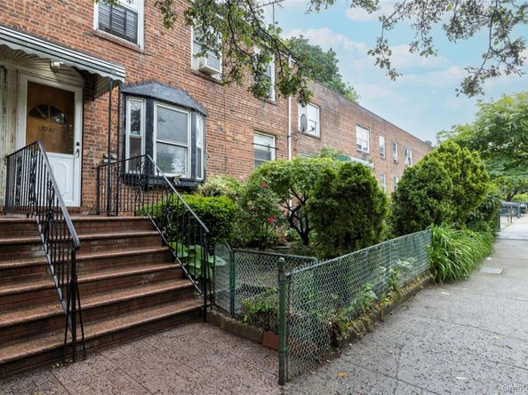 39-47 43rd Street, Sunnyside NY 11104
