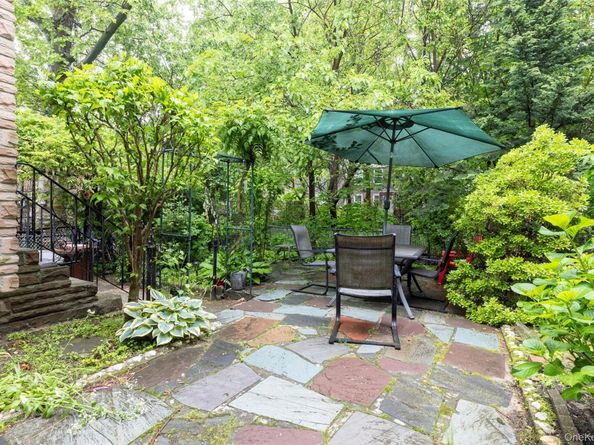 39-47 43rd Street, Sunnyside NY 11104