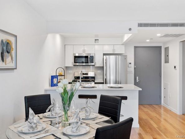 56-02 31st Avenue 2A, Woodside NY 11377