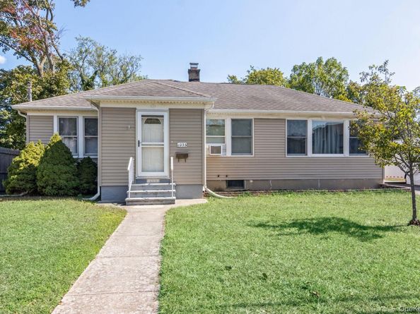 1333 Richland Boulevard, Bay Shore NY 11706