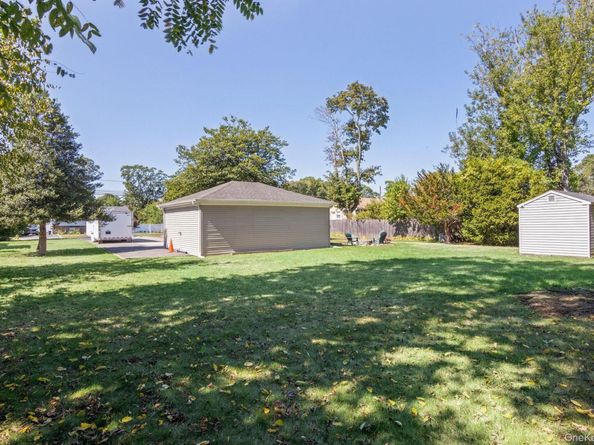 1333 Richland Boulevard, Bay Shore NY 11706