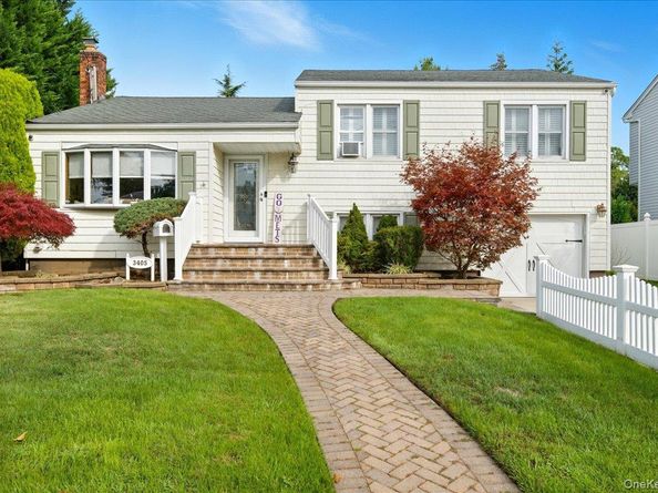 3405 Lufberry Avenue, Wantagh NY 11793