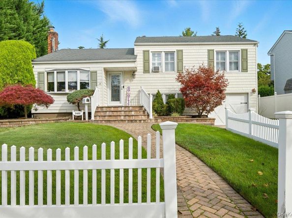 3405 Lufberry Avenue, Wantagh NY 11793