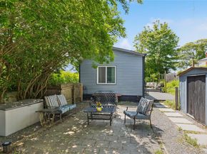 8 North Railroad Avenue, Jamesport NY 11901-6016