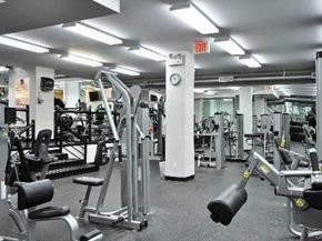 18-05 215 Street 11K, Bayside NY 11360