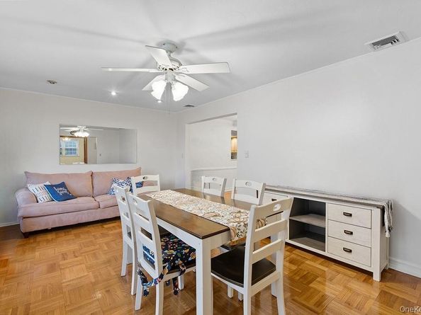 181 Tottenham Road, Lynbrook NY 11563