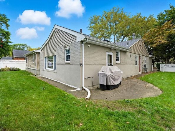 181 Tottenham Road, Lynbrook NY 11563
