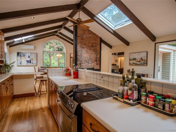 22 Meadowood Court, Huntington NY 11743