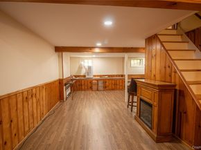 22 Meadowood Court, Huntington NY 11743