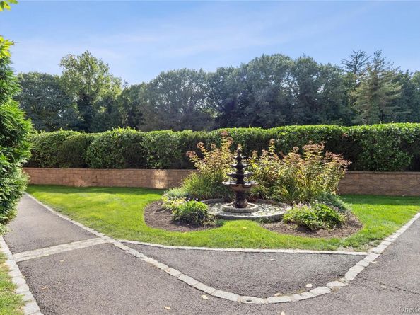 6 Brooklands GD, Bronxville NY 10708