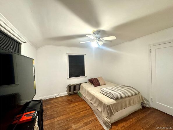 115-87 219th Street, Cambria Heights NY 11411