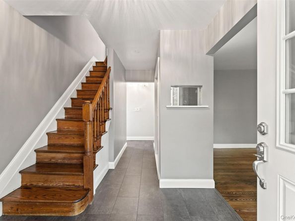 16 Bryn Mawr Parkway, Bronxville NY 10708