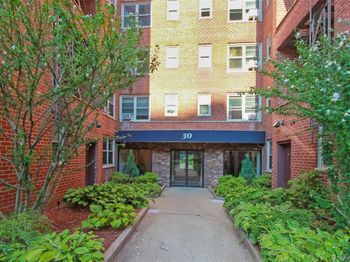30 N Broadway