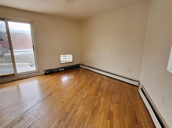1754 Givan Avenue, Bronx NY 10469
