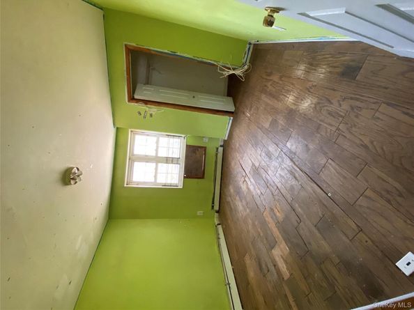 1754 Givan Avenue, Bronx NY 10469