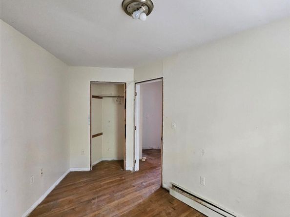 1754 Givan Avenue, Bronx NY 10469