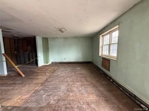 1754 Givan Avenue, Bronx NY 10469