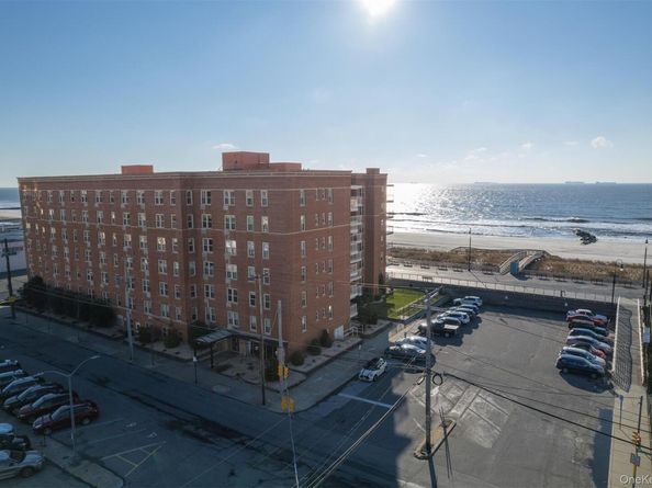 560 W Broadway 4G, Long Beach NY 11561