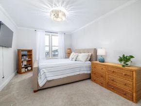 560 W Broadway 4G, Long Beach NY 11561