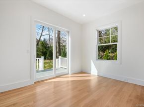 8 Dell Road, Scarsdale NY 10583