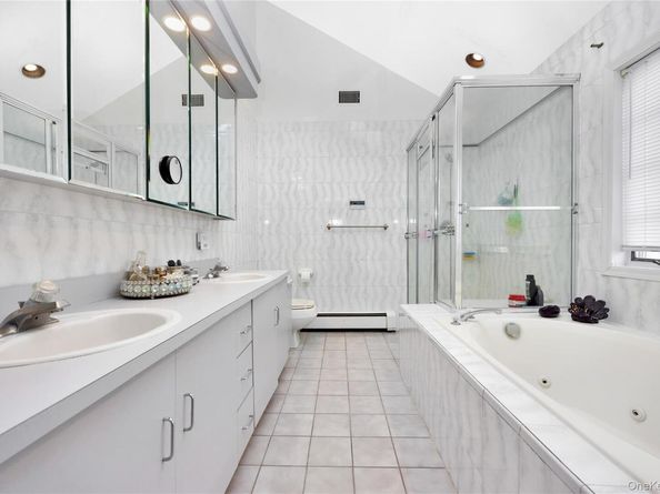 708 Park Lane, Cedarhurst NY 11516