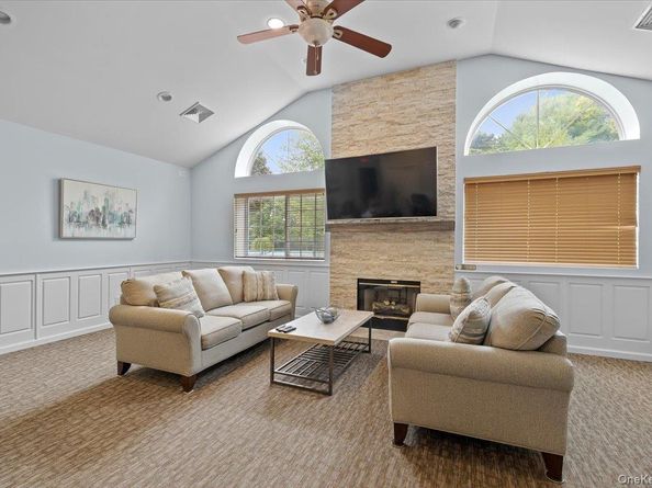 193 Gothic Circle, Manorville NY 11949