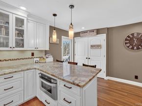 13 Watergate Drive, Amawalk NY 10501