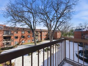 99 S Park Avenue 314, Rockville Centre NY 11570