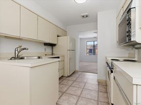 99 S Park Avenue 314, Rockville Centre NY 11570