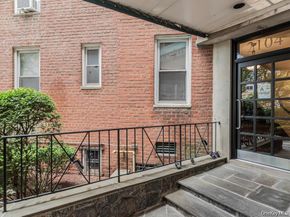 2104 Holland Avenue 4H, Bronx NY 10462