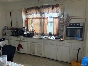 15 Water Street, Rockville Centre NY 11570