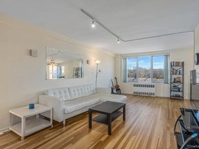 18-50 211 Street 6B, Bayside NY 11360