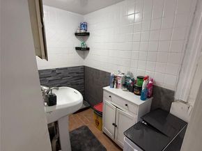 10737 Van Wyck Expressway, Jamaica NY 11435