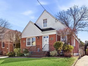 64 W Fenimore Street, Valley Stream NY 11580