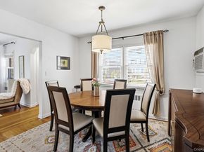 64 W Fenimore Street, Valley Stream NY 11580