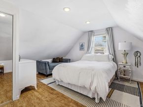 64 W Fenimore Street, Valley Stream NY 11580