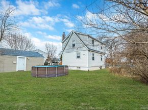 180 25th Street, Copiague NY 11726