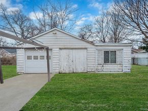 180 25th Street, Copiague NY 11726