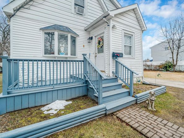 180 25th Street, Copiague NY 11726