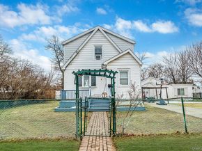 180 25th Street, Copiague NY 11726