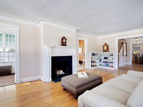 6 Emmet Place, Garden City NY 11530