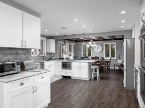 194 Hickory Grove Drive E, Larchmont NY 10538