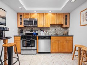 194 Hickory Grove Drive E, Larchmont NY 10538