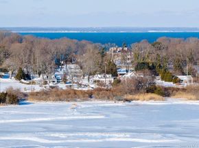 20715 Main Road, Orient NY 11957